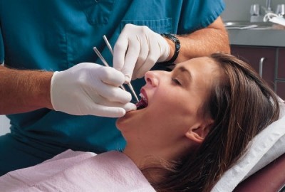 Lekarza stomatologa/dentystę