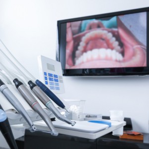 Praca dla Dentysty do leczenia zachowawczego i endodoncji (Legnica)