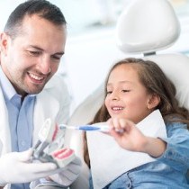 Zatrudnię lekarza stomatologa dentysta Ryki atrakcyjne warunki pracy