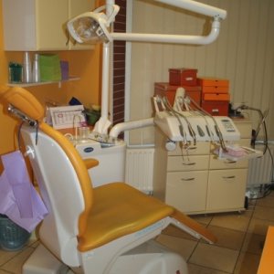 Sprzedam unit -y stomatologiczne Stern Weber; A-DEC, Dentana opinie o sprzęcie