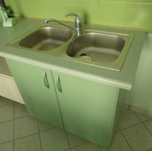 Sprzedam blat kuchenny+umywalka+trzy szafki