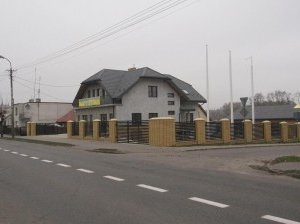 WYNAJME LOKAL POD GABINET STOMATOLOGICZNY APTEKE LUB INNE Vis a vis Przychodni Rejonowej SP ZOZ w Stoczku Łukowskim 