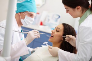 Praca dla Lekarza Dentysty do Stomatologii Zachowawczej i Endodoncji w Chorzowie