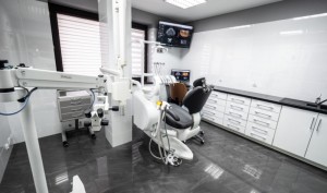 Wałbrzych-lekarz dentysta